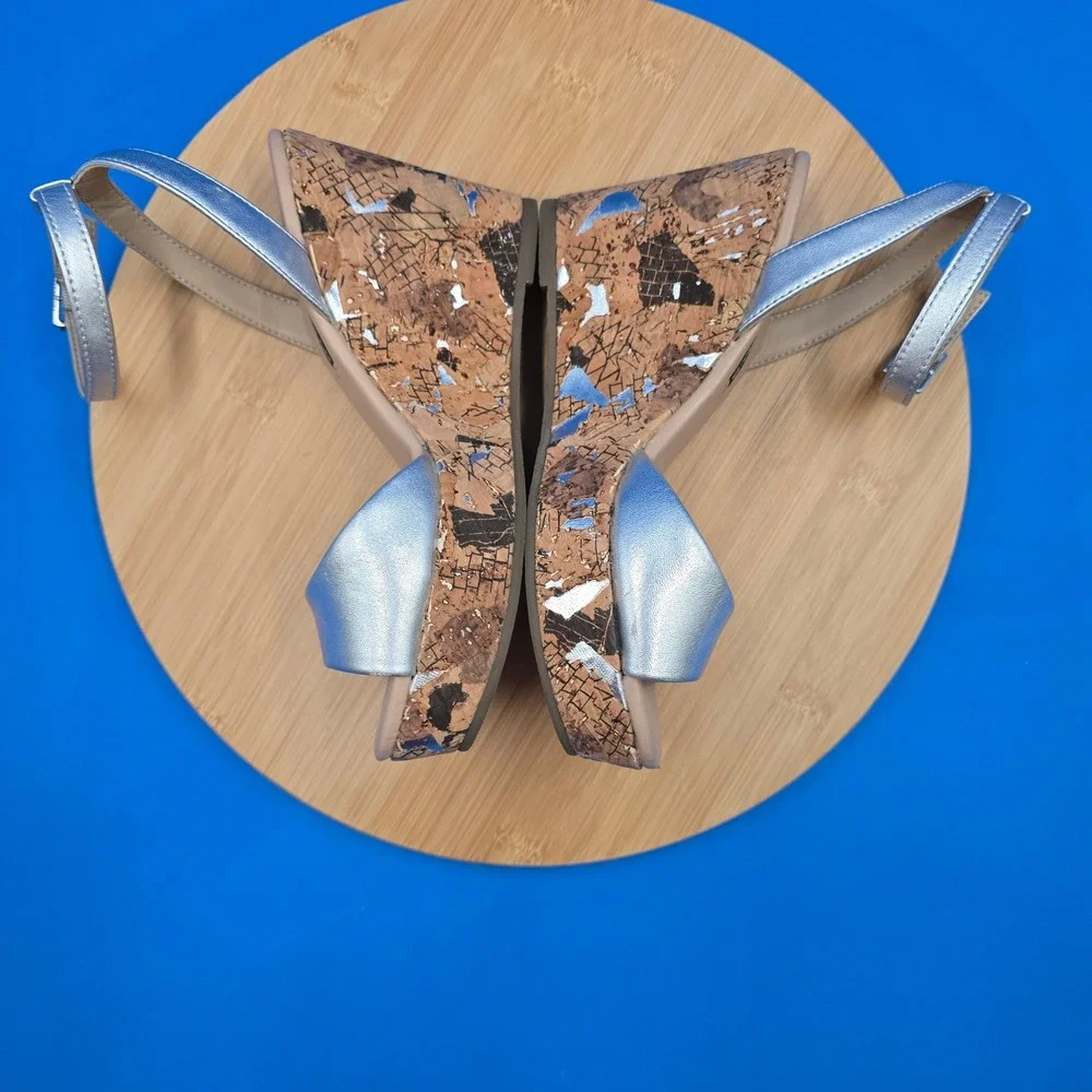 Karl‎ Lagerfeld Paris Carina Silver Metallic Leather Cork Wedge Sandals 6.5M 37B